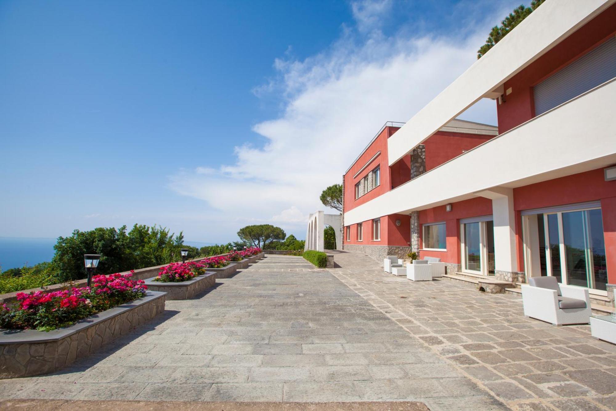 Villa Mambrini Сорренто Экстерьер фото