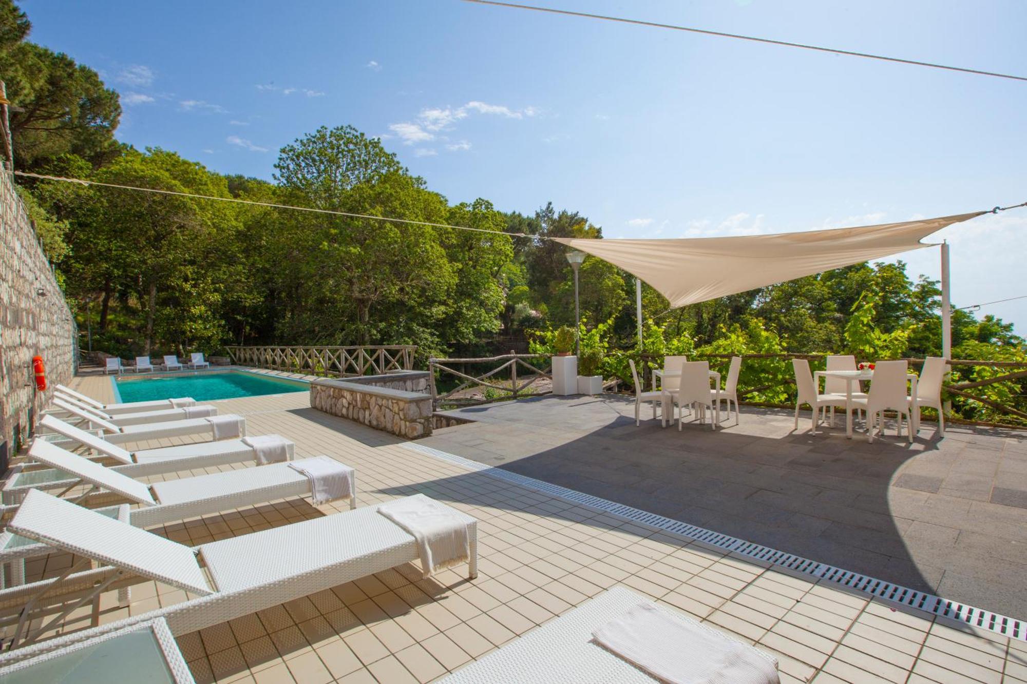 Villa Mambrini Сорренто Экстерьер фото