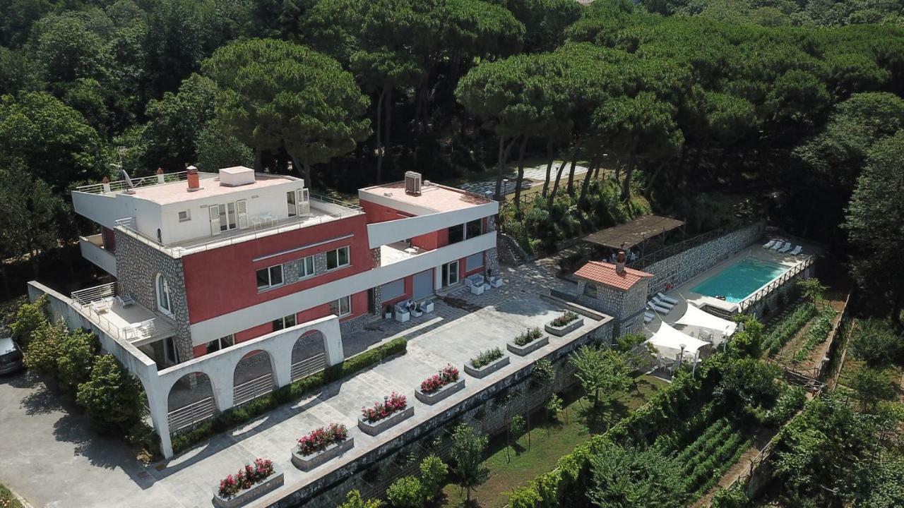 Villa Mambrini Сорренто Экстерьер фото